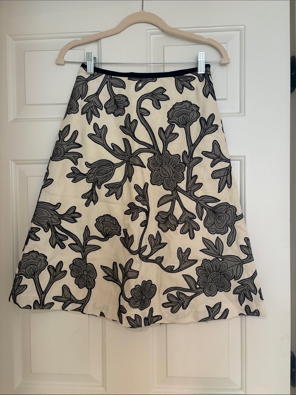 White House Black Market Cream A-Line Skirt with Black Floral Appliqué